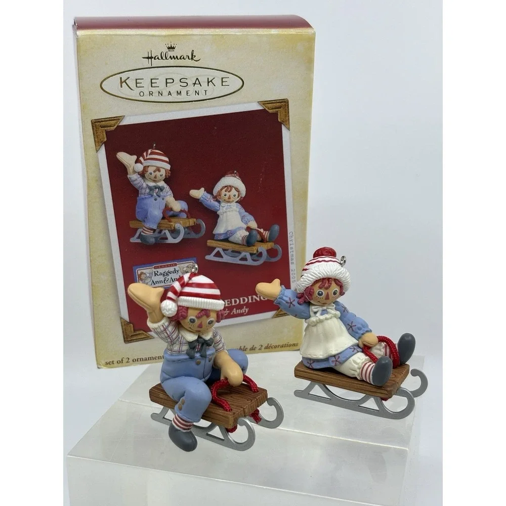 2005 Hallmark Holiday Sledding Raggedy Ann and Andy Ornament Set  Box